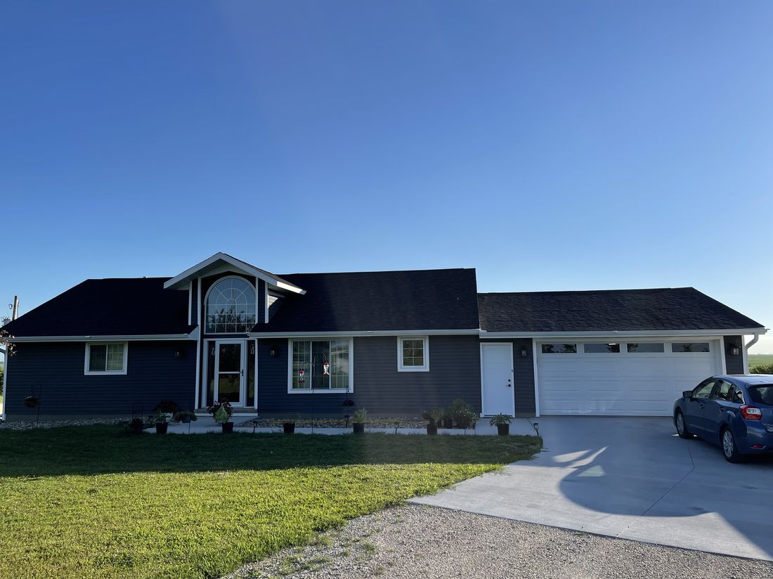 Completed roof on a home in the Cedar Rapids Corridor
