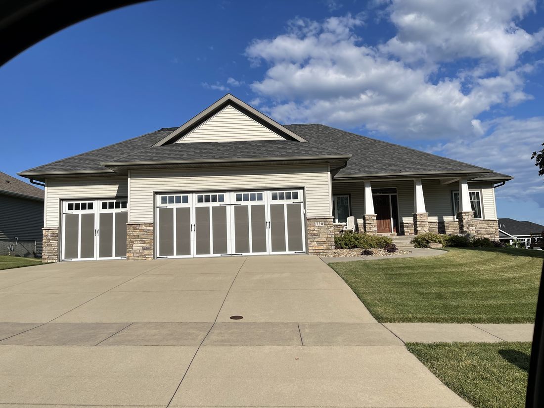 Completed roof replacement on a home in the Cedar Rapids Corridor